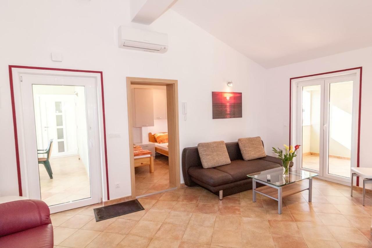Villa Symphonie Porec Bagian luar foto